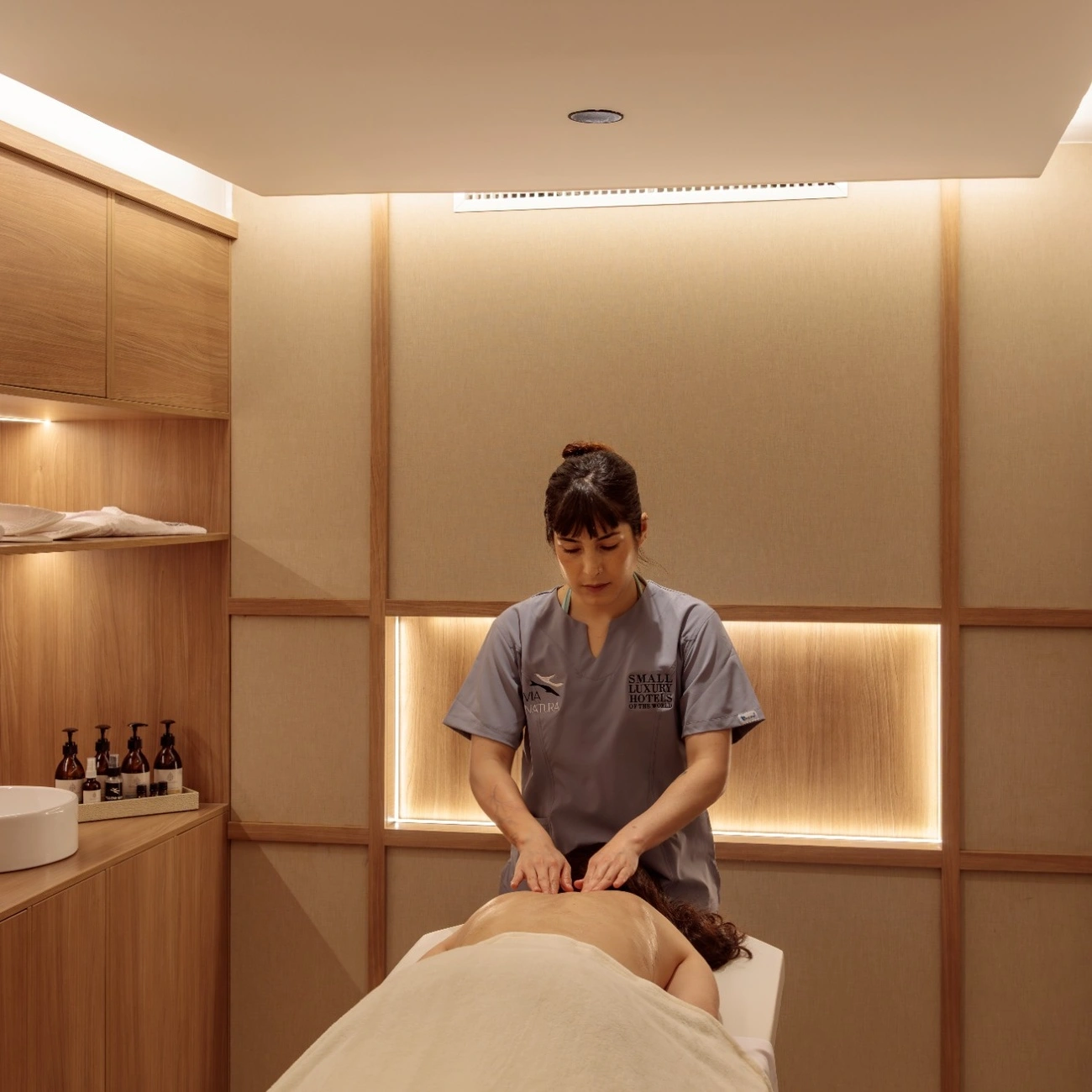 Massage_Service_Hermes_1300x1300
